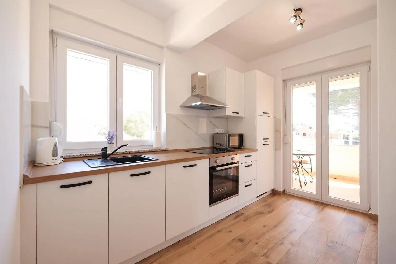 Apartment Bojana Petrcane