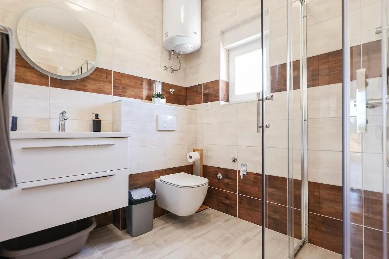 Apartment Bojana Petrcane