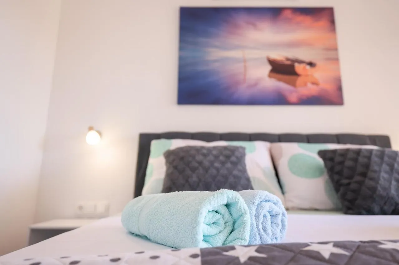 Apartment Bojana Petrcane